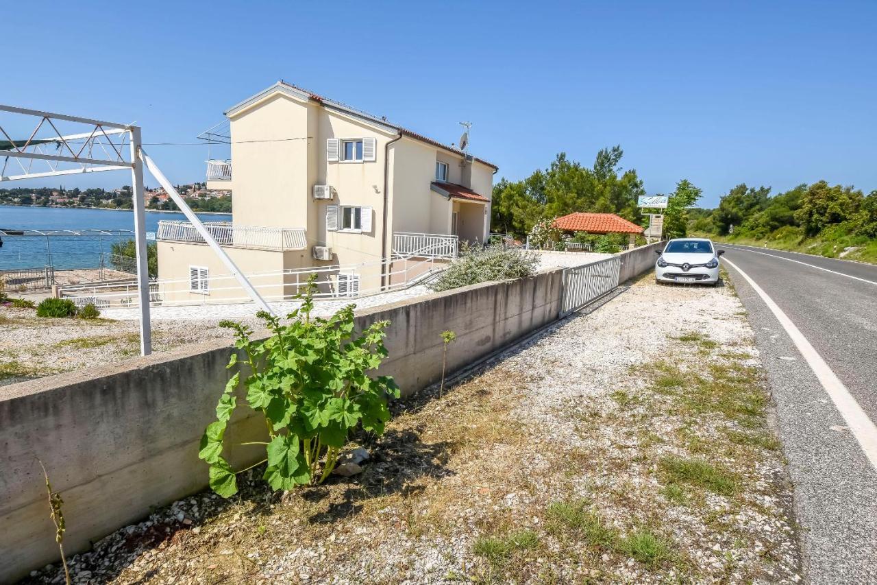 Apartments Silvana Rogoznica  Exterior foto